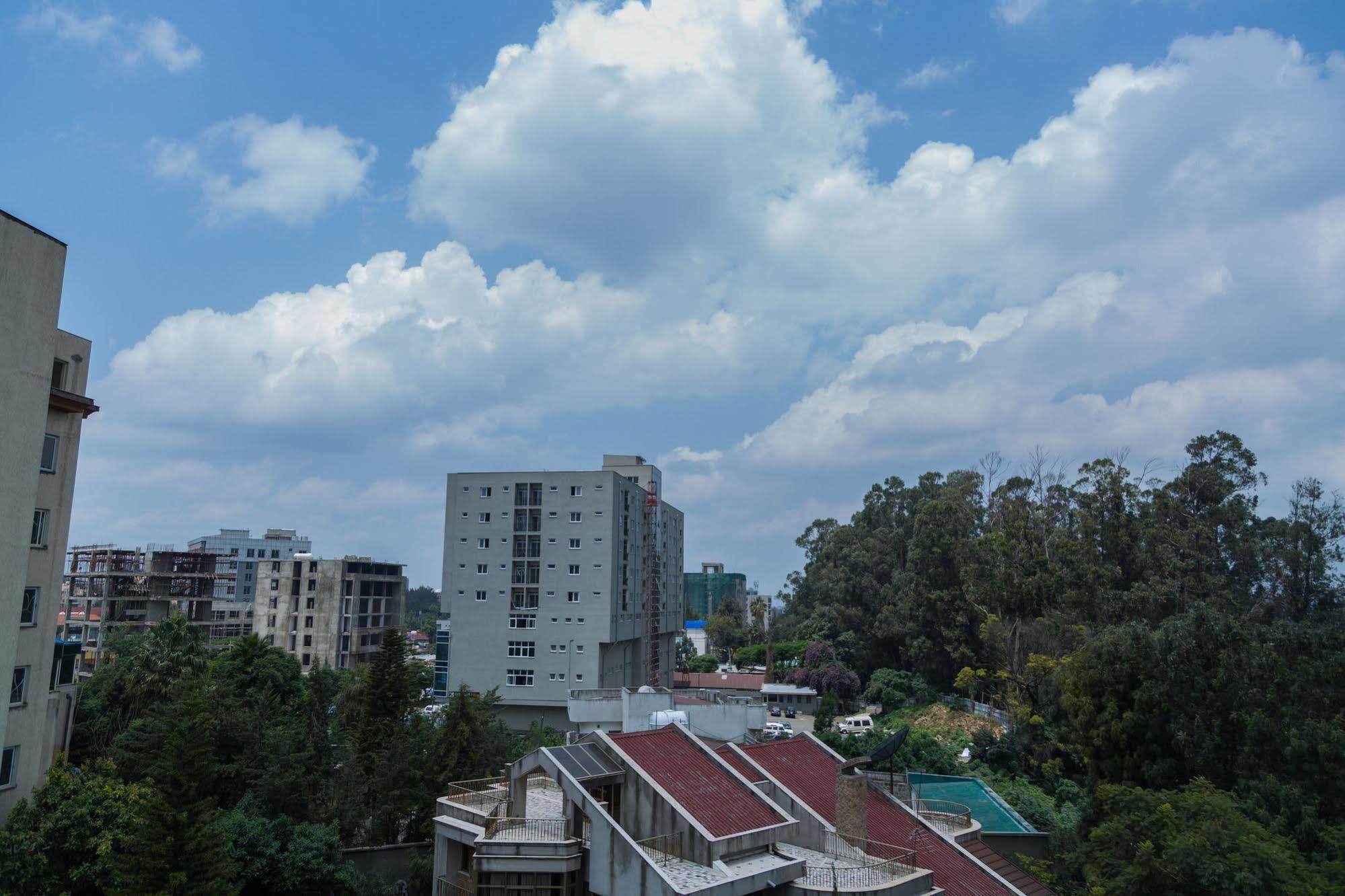 Hometown Addis Hotel Экстерьер фото